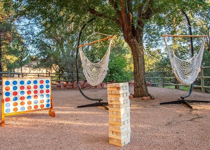 Enchanted Adobe Hideaway Whot Tub & Giant Chess Sedona